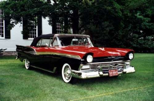 1957 Ford Sunliner convertible